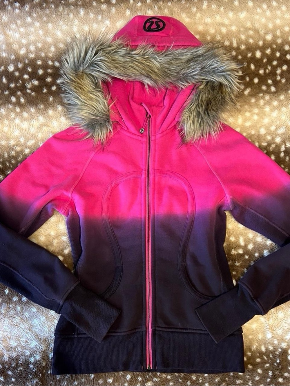 “Vintage” Lululemon Athletica Special Edition Faux Fur Scuba Hoodie size 8